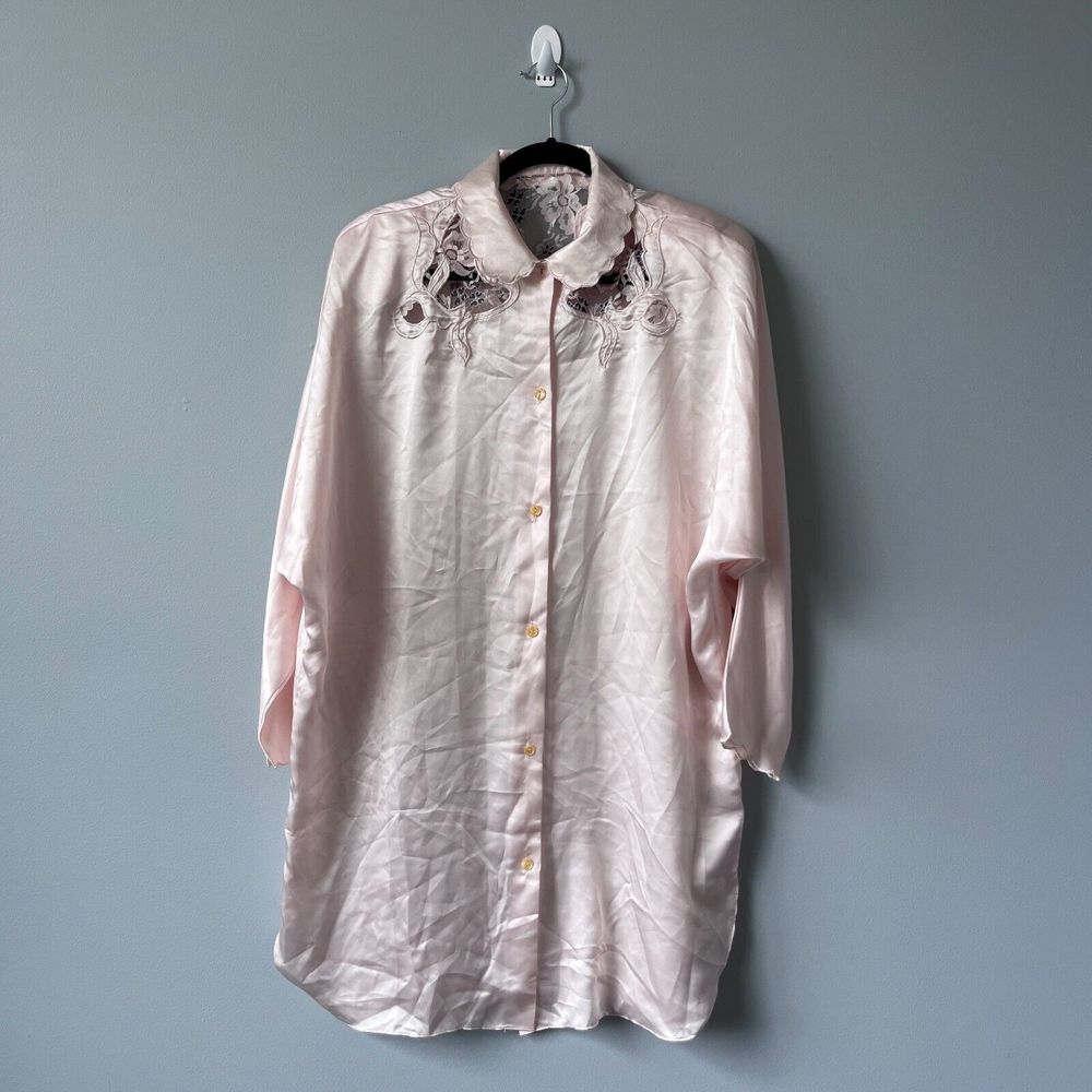 Linda‎ Vintage Pink Satin Lace Cutout Nightshirt Sleepwear LP42612 Womens P/S